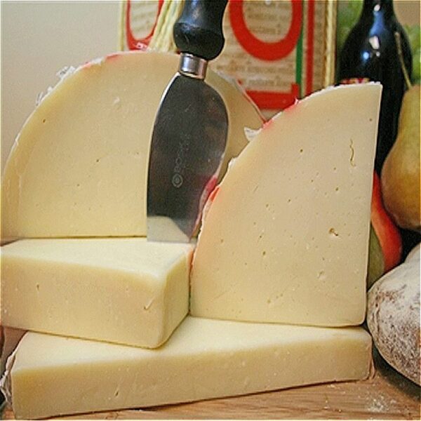Zarpellon - Provolone Dolce Salamino Cheese